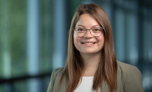 Porträt Nicole Römer 2025