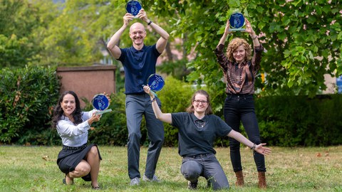 Gruppenbild Preisträger:innen 4