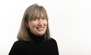 Portraitfoto von Doreen Burg