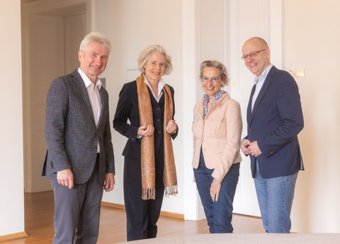 Group photo of Prof. Andreas Pinkwart (TUD|excite), Prof. Eva Inés Obergfell (Rector of Leipzig University), TUD Rector Prof. Ursula Staudinger and Prof. Utz Dornberger (Chair of the “Startup Campus Alliance”).
