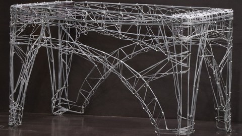 Reinforcement cage for concrete table kicker made of mineral-impregnated carbon fibres