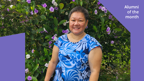 Deborah Sue ist die Alumna des Monats November 2025. 